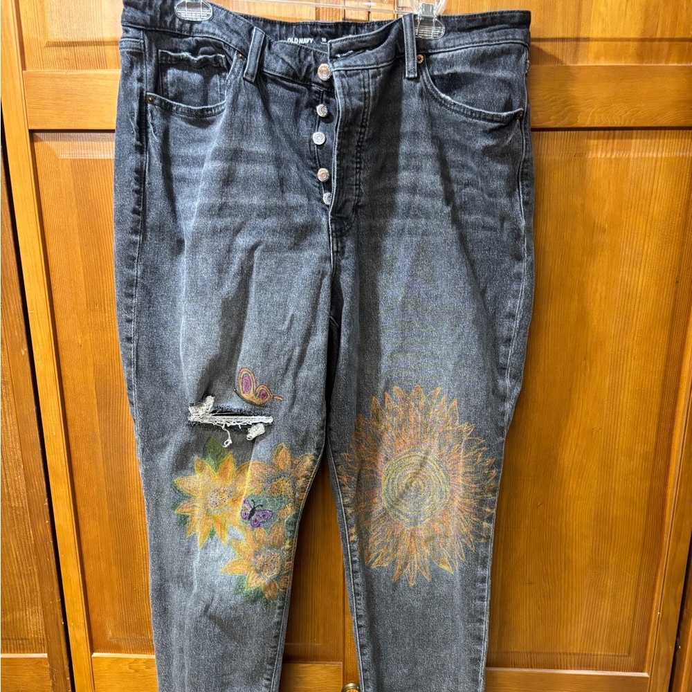 Old Navy High-Rise OG Straight Jeans in Charcoal